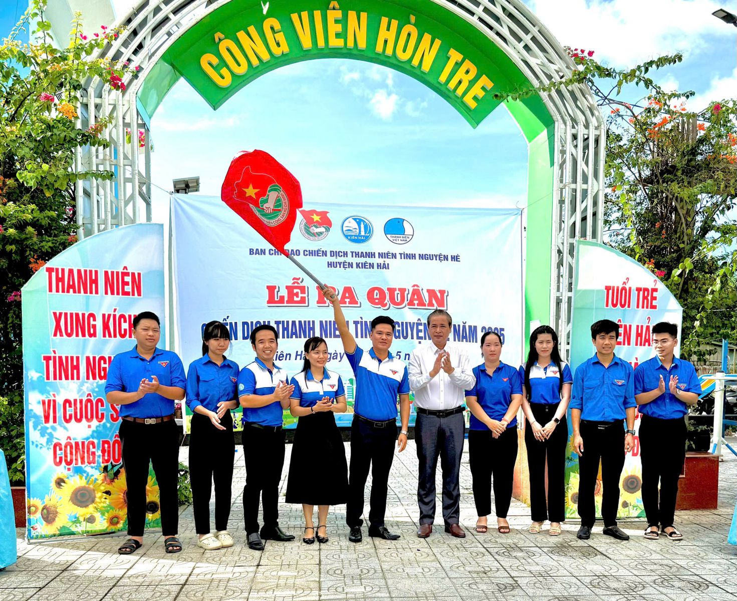 Ra quân Chiến dịch Thanh niên tình nguyện hè 2025