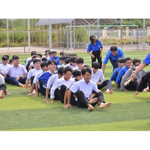 Hoạt động vui chơi kịch tính - Điểm nhấn ngày hội