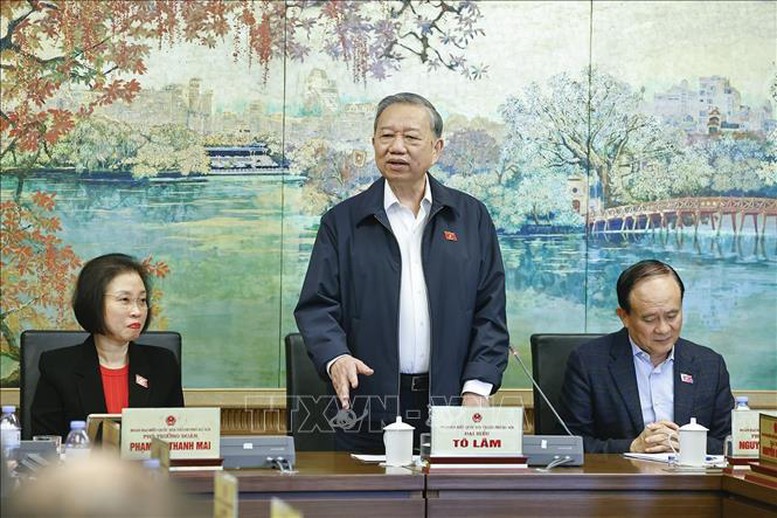 Phát triển y tế và giáo dục