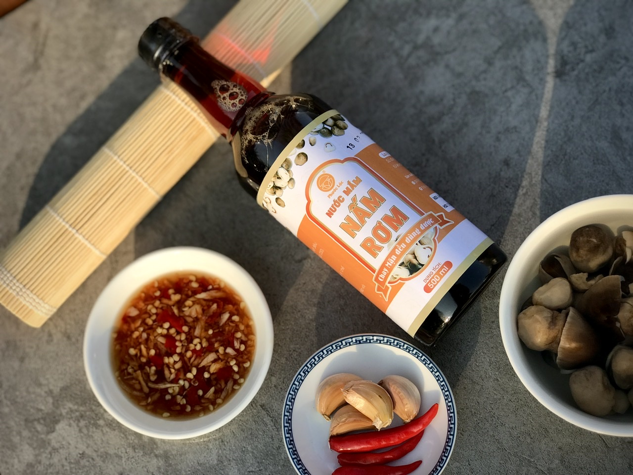 Nước Mắm Nấm Rơm là gì?