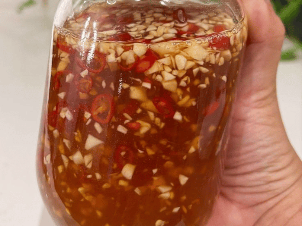 Nước mắm và sinh kế bền vững của cư dân ven biển