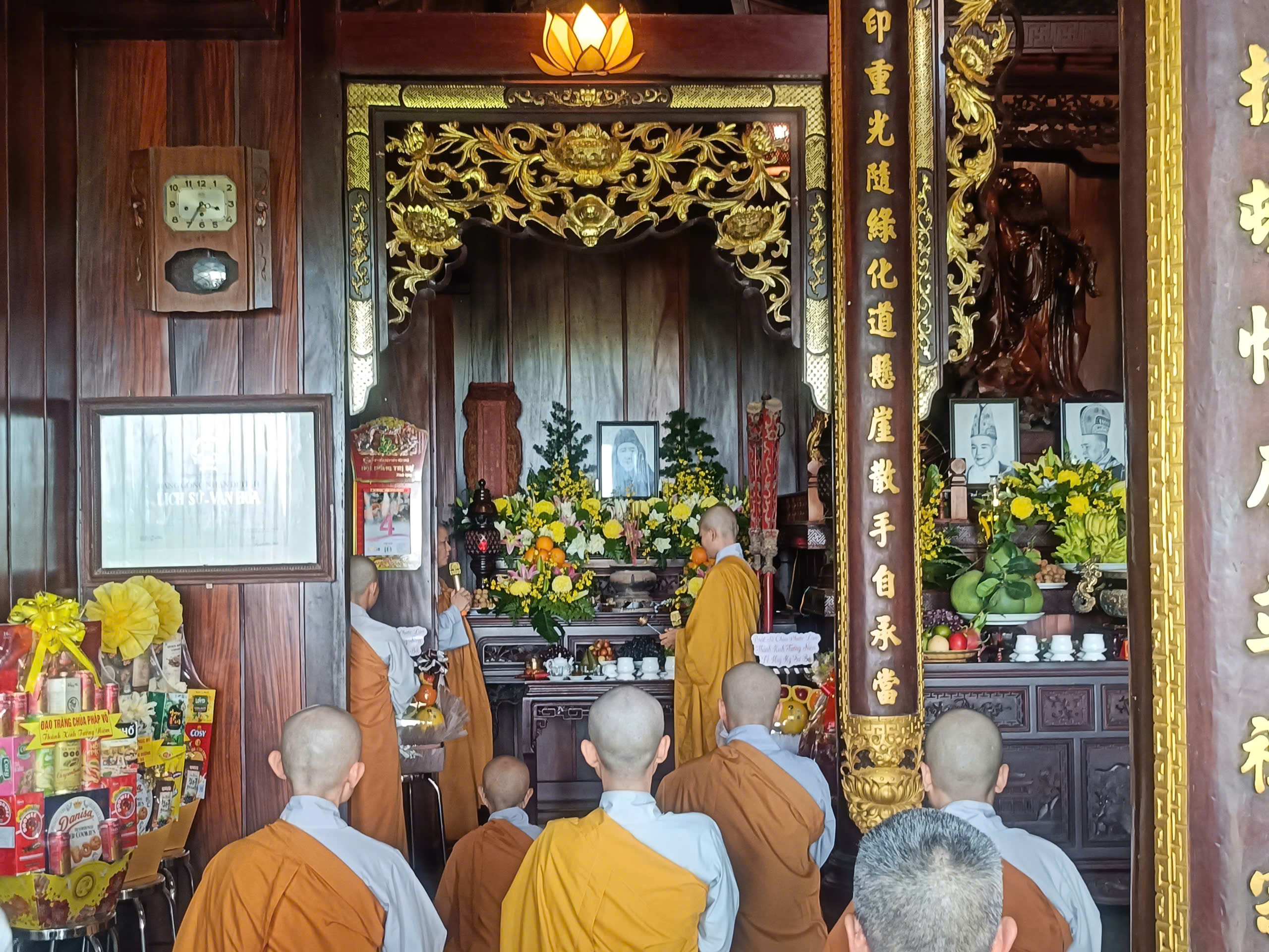 Một đời thanh đạm làm lợi đạo, ích đời