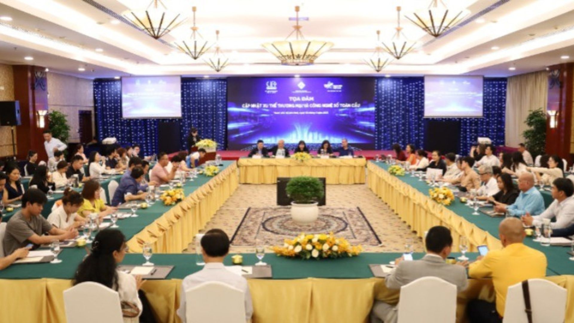 2. Nâng cao năng lực số và chuyển đổi nhân lực
