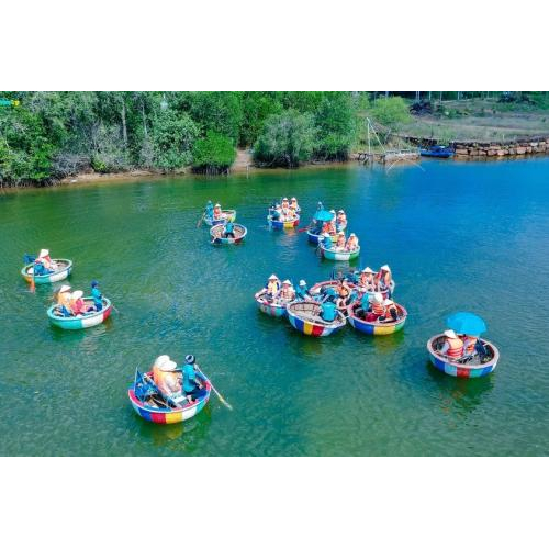 (TOUR GHÉP) Chèo Thuyền Thúng Sông Cửa Cạn & Tham Quan Trang Trại Mật Ong