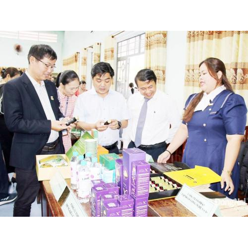 Chia sẻ kinh nghiệm và kết nối hệ sinh thái