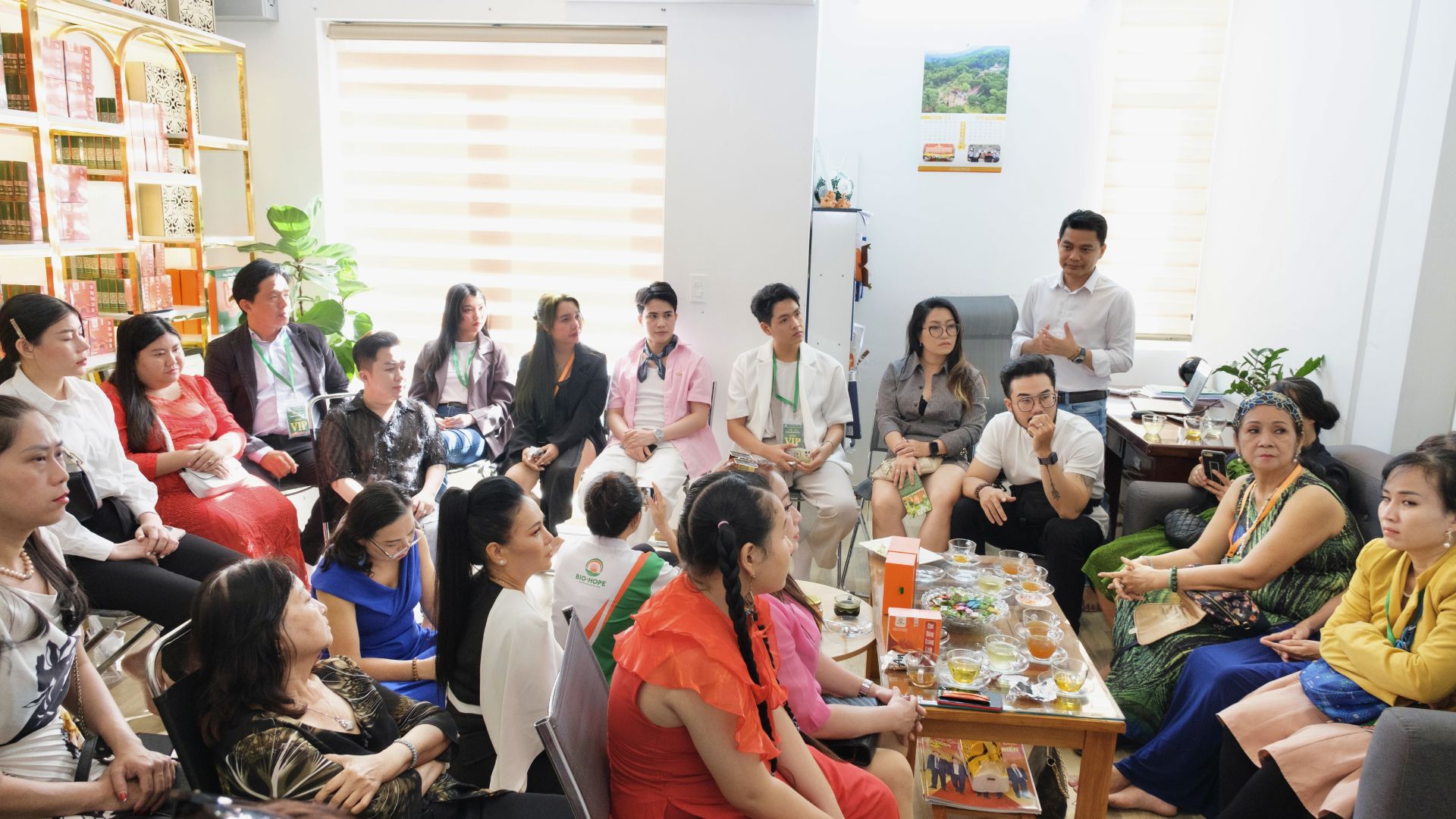 2. Ra mắt sản phẩm mới – Cao Đông Trùng Linh
