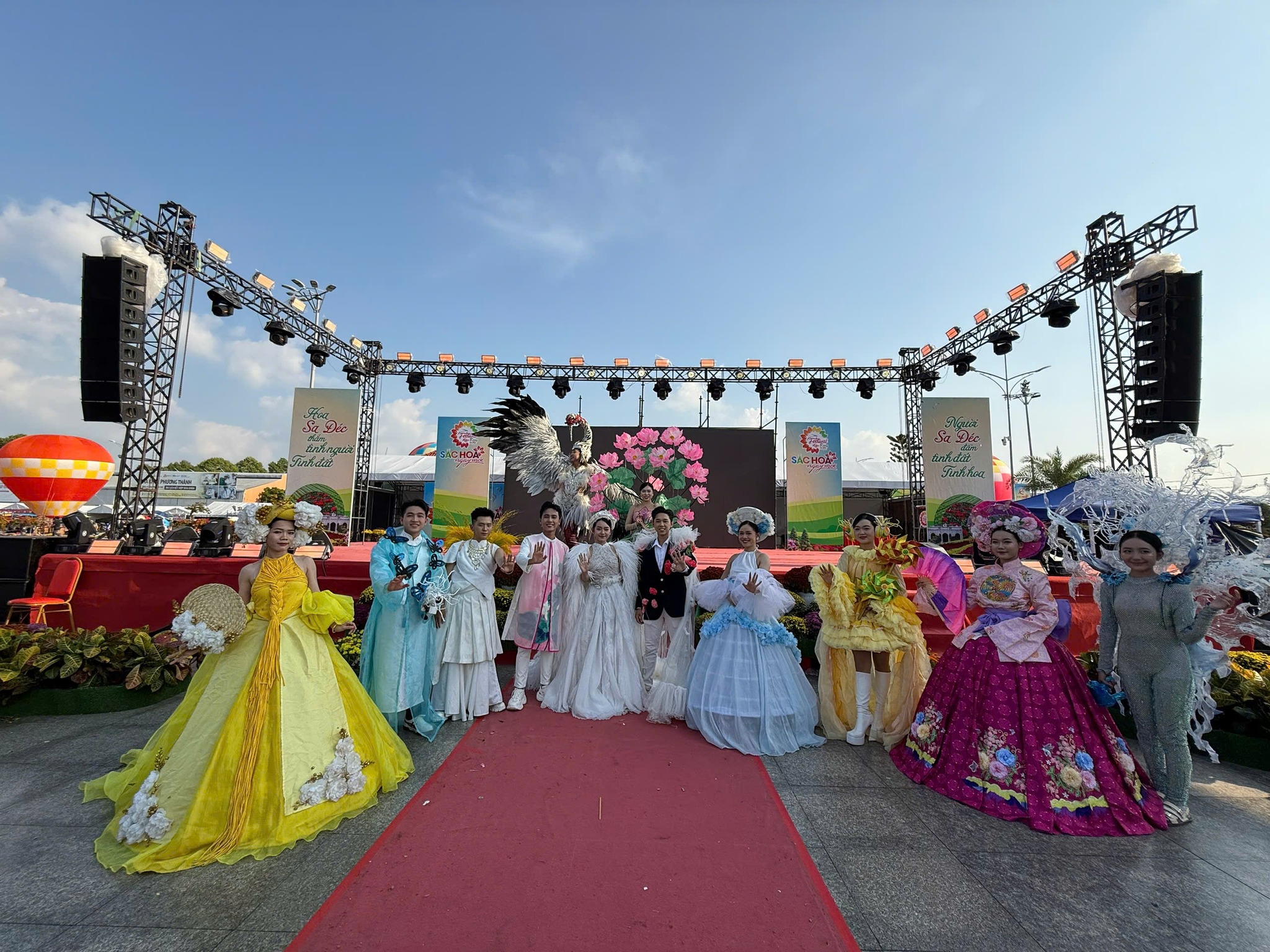 Đêm hội hóa trang - Không gian giao thoa văn hóa