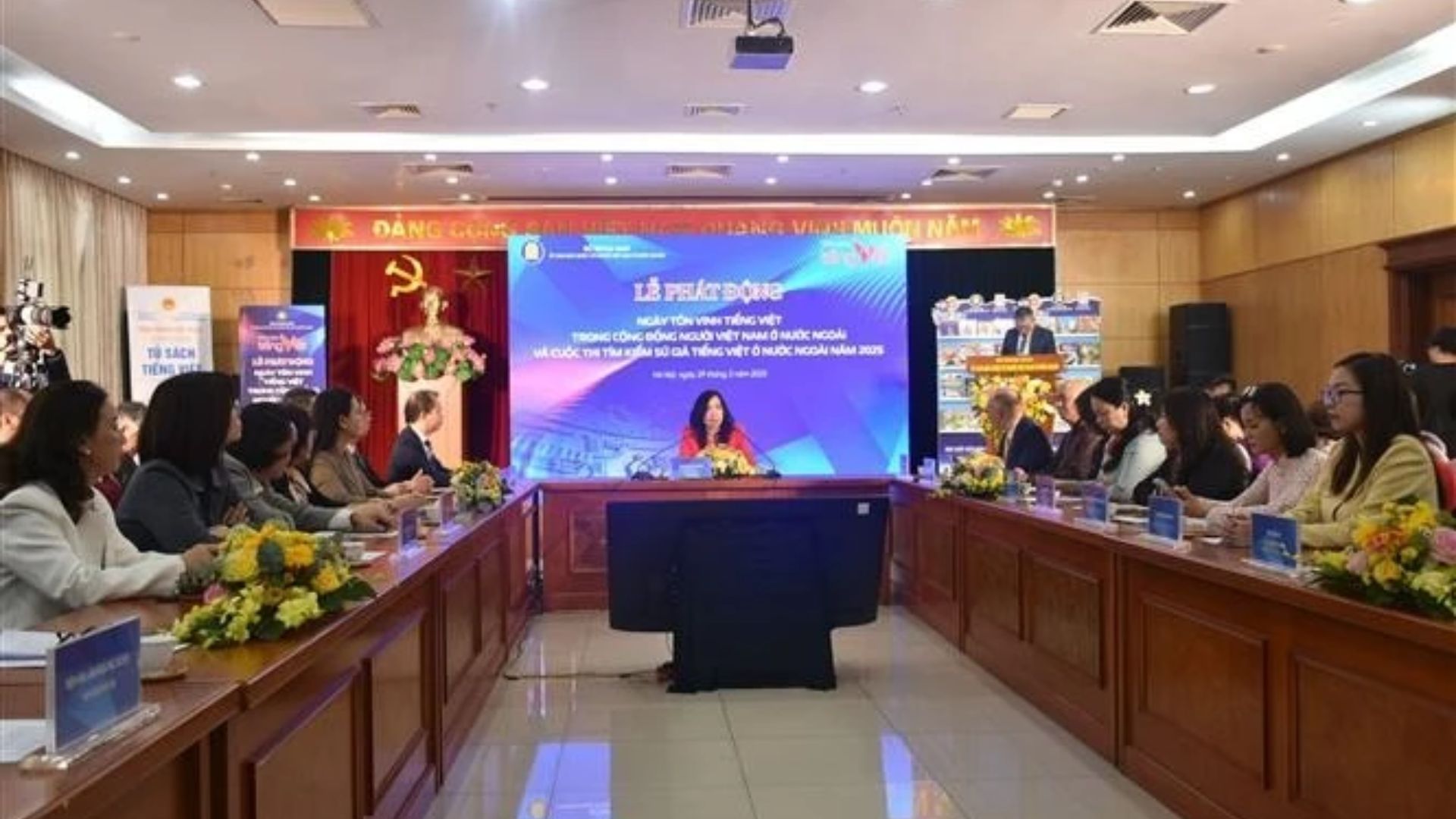 2. Gìn giữ bản sắc văn hóa – Truyền thống gia tộc giữa đất khách