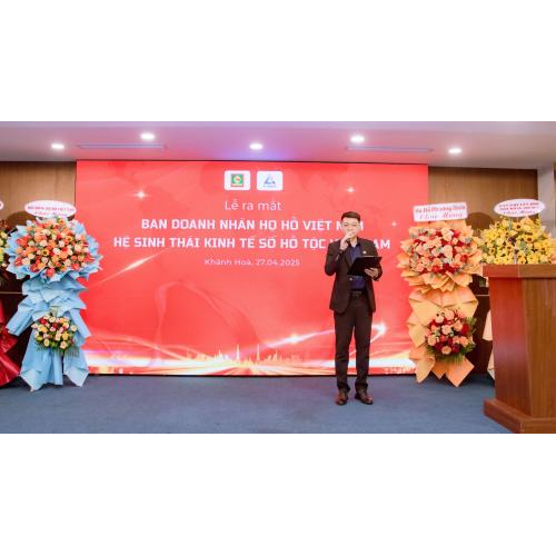 Khai mạc sự kiện