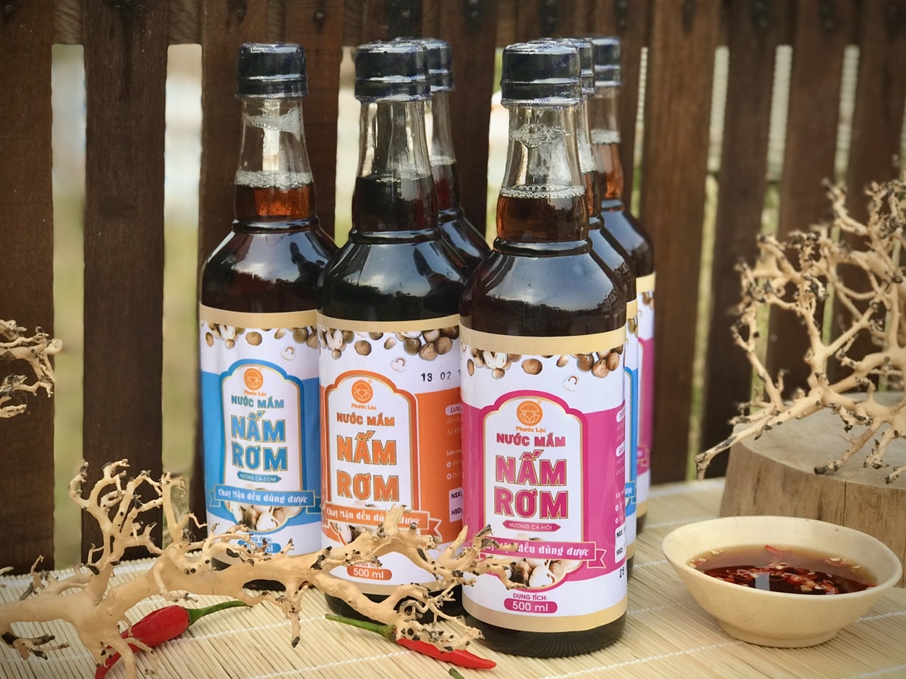 Có nên dùng nước mắm chay thay thế cho nước mắm mặn không?