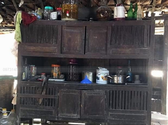 "Chạn" - Hơn Cả Một Cái Tủ Đựng Bát