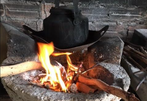 Giữ lửa ký ức bếp Miền Tây