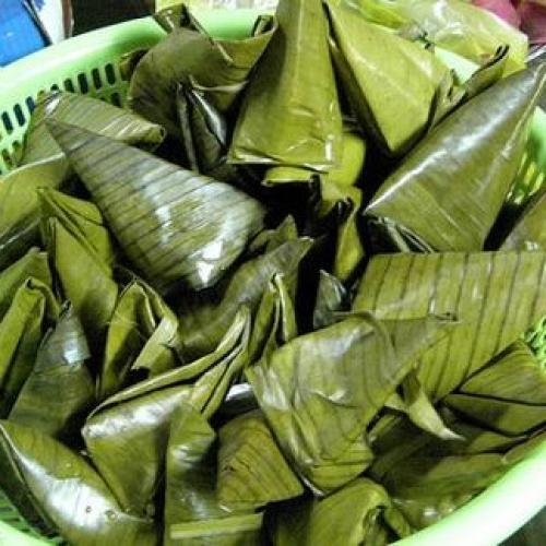 Bánh Ít Miền Tây: Gói Trọn Ký Ức Gian Bếp Xưa Trong Từng Chiếc Lá Chuối