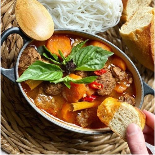 Bánh Mì Bò Kho