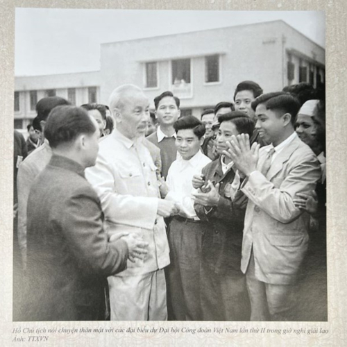 Tư Tưởng Hồ Chí Minh Về Vị Trí, Vai Trò Và Sứ Mệnh Của Công Đoàn Việt Nam