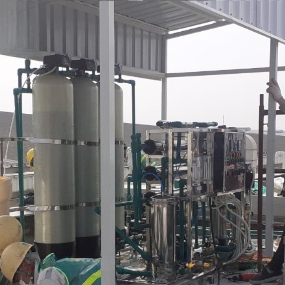 Lý Do Doanh Nghiệp Hiện Đại Nên Đầu Tư Máy Lọc Nước RO Công Nghiệp 2000 Lít/giờ
