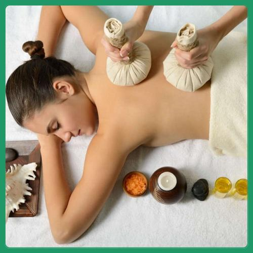 Massage Thư Giãn Bằng Tinh Dầu Ngải Cứu