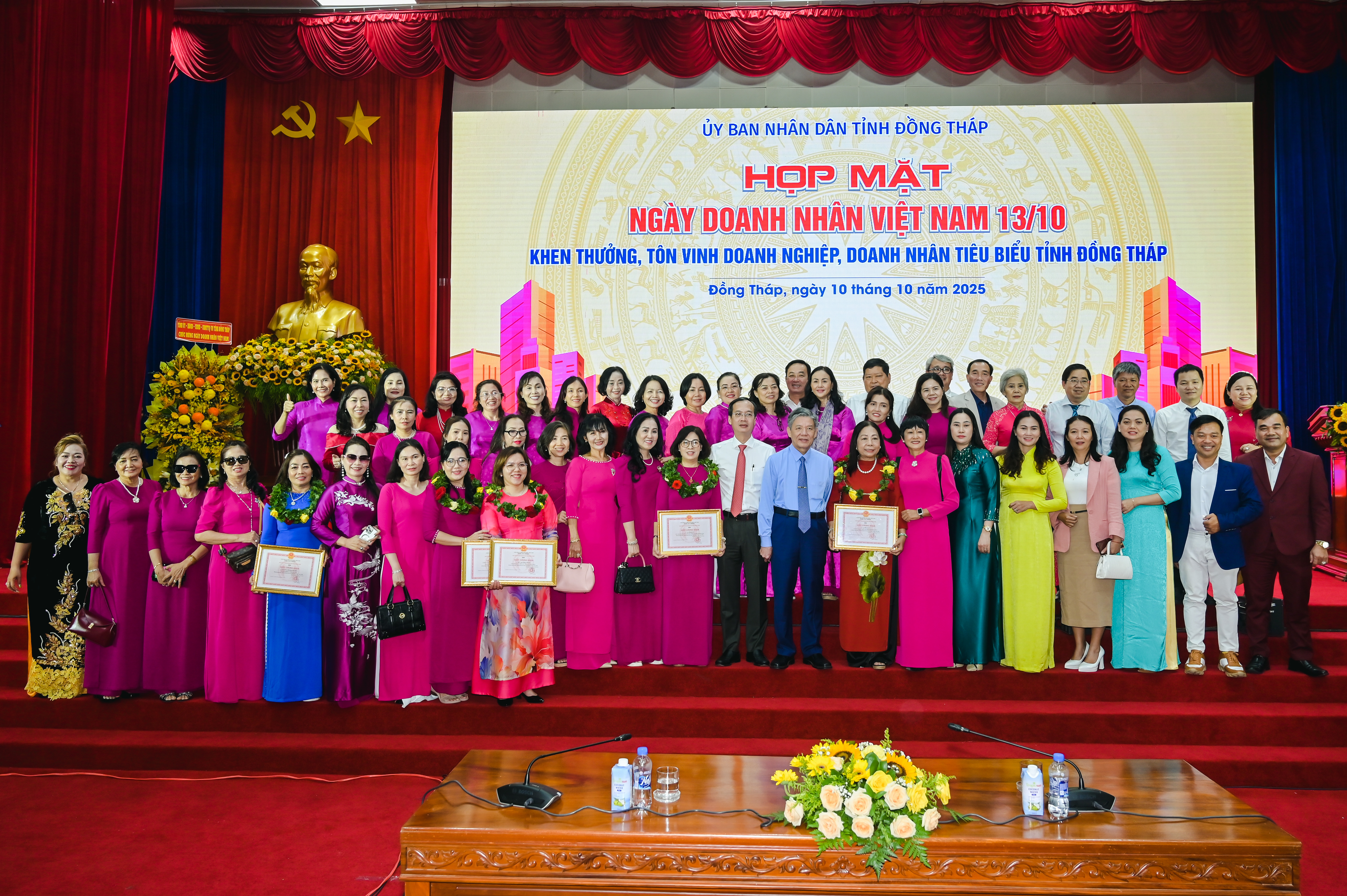 6 Nữ Doanh nhân được vinh danh “Doanh nghiệp tiêu biểu tỉnh Đồng Tháp 2025”