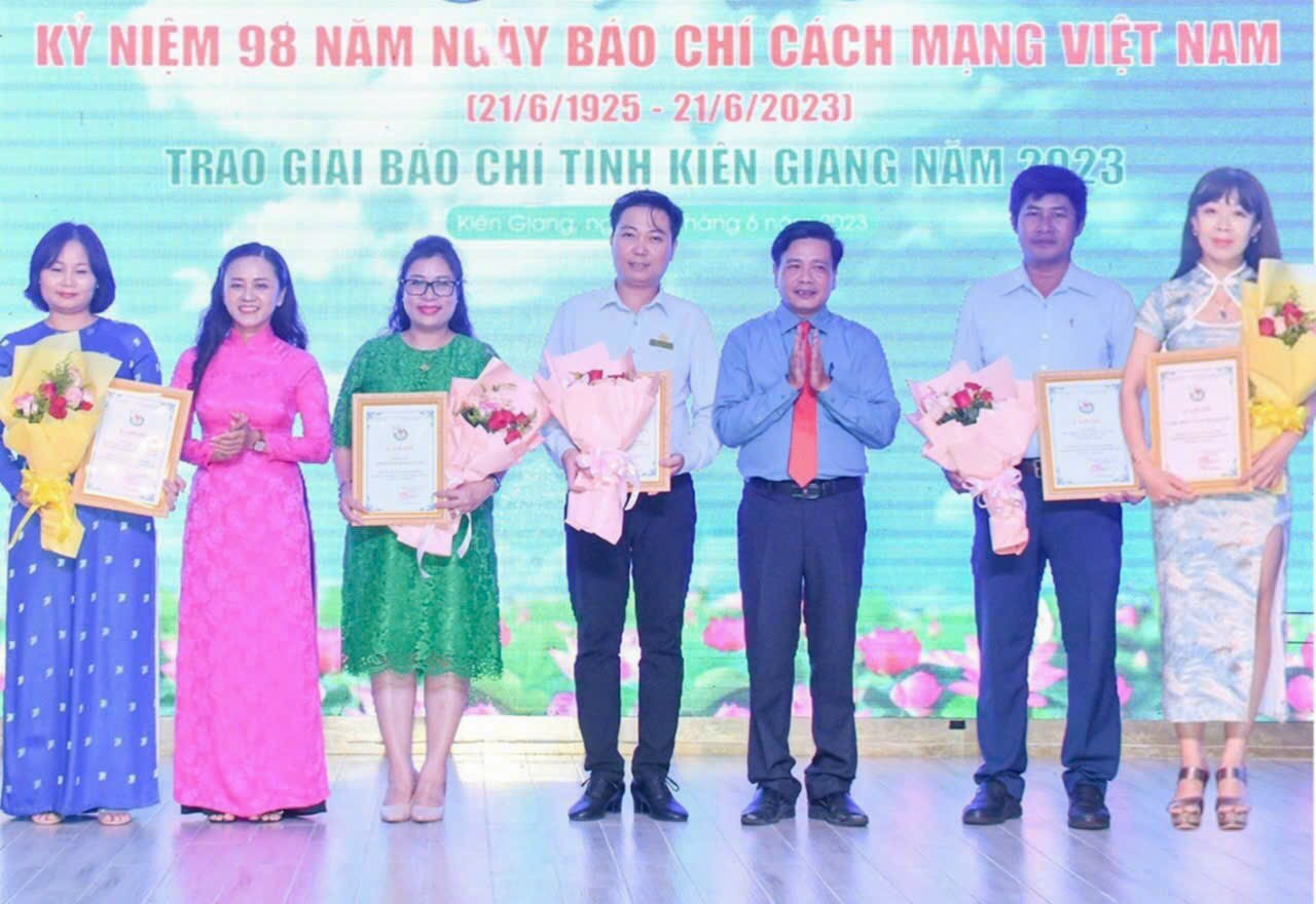 II. Tầm nhìn & sứ mệnh