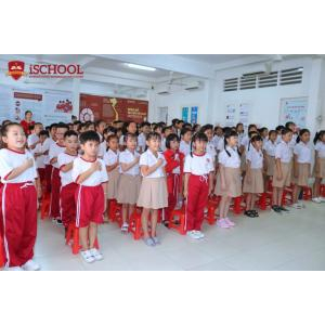 iSchool Rạch Giá tổ chức thành công Lễ kết nạp Đội viên mới