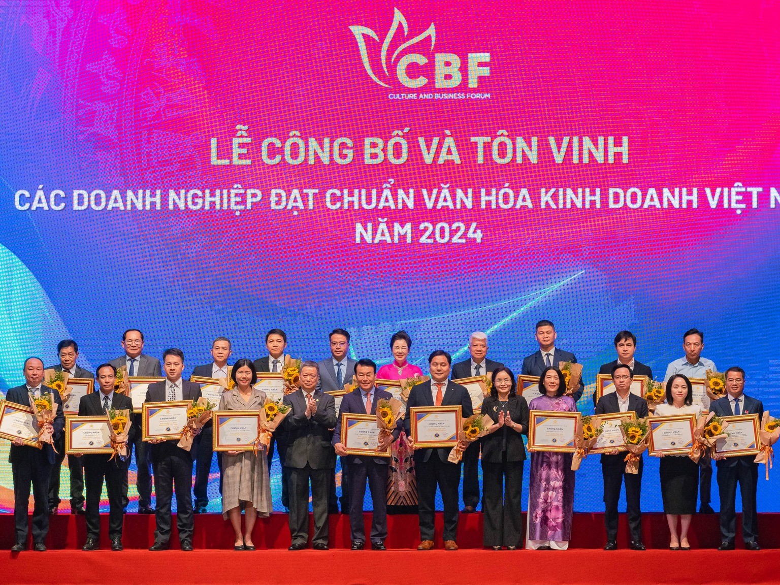 Diễn đàn thường nên "Văn hóa với doanh nghiệp" năm 2024