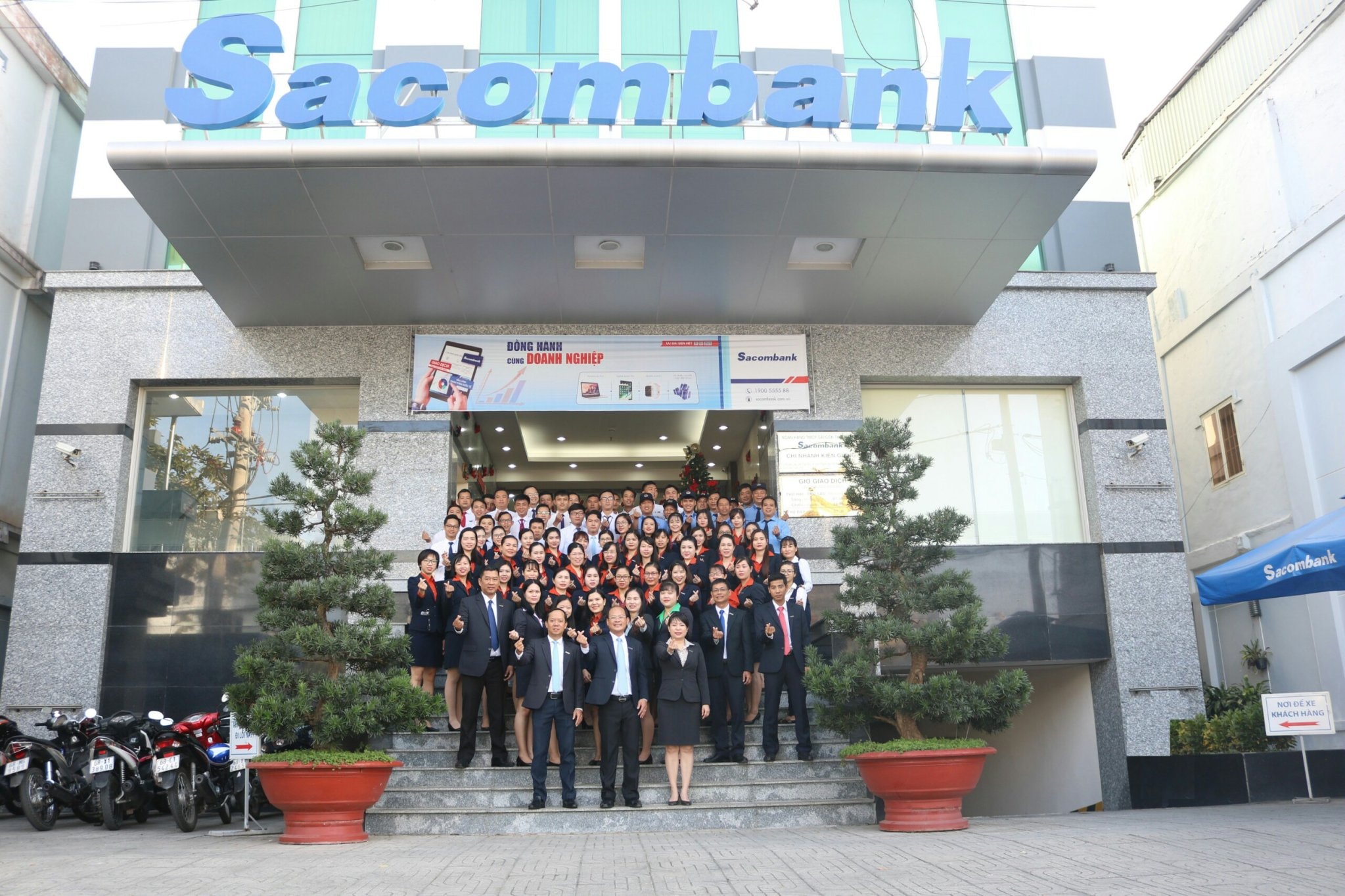 I. Về Sacombank