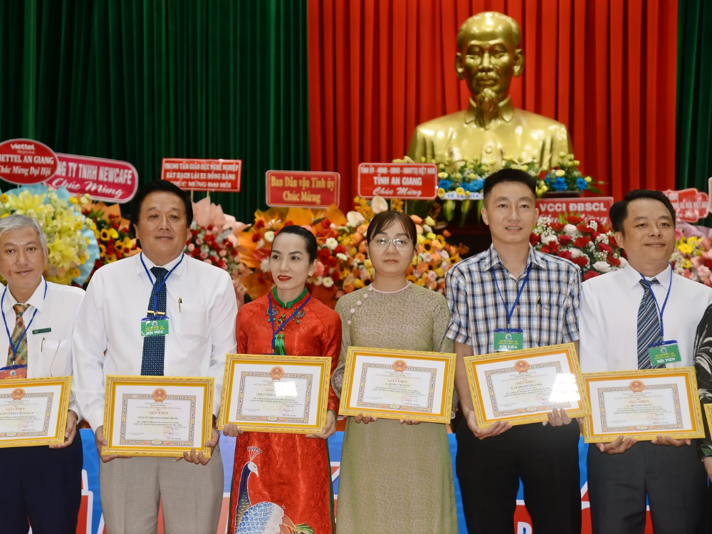 III. Chính sách chất lượng
