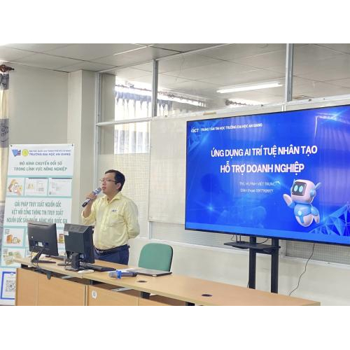 Tập huấn mô hình chuyển đổi số và ứng dụng trí tuệ nhân tạo (AI) trong nông nghiệp