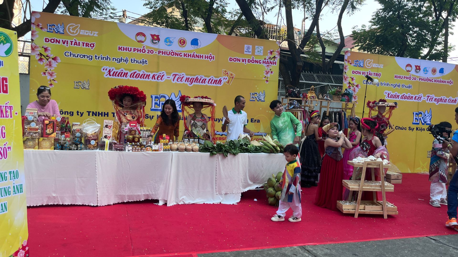 Không gian Xuân rực rỡ – Gắn kết cộng đồng, hướng đến tương lai xanh