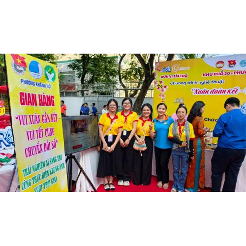 EDUZ – Đồng hành bằng trái tim và công nghệ