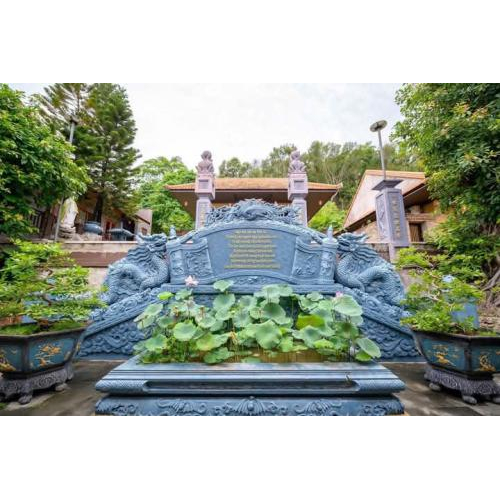 1.Nơi vẻ đẹp cổ kính hòa quyện cùng hơi thở thiên nhiên